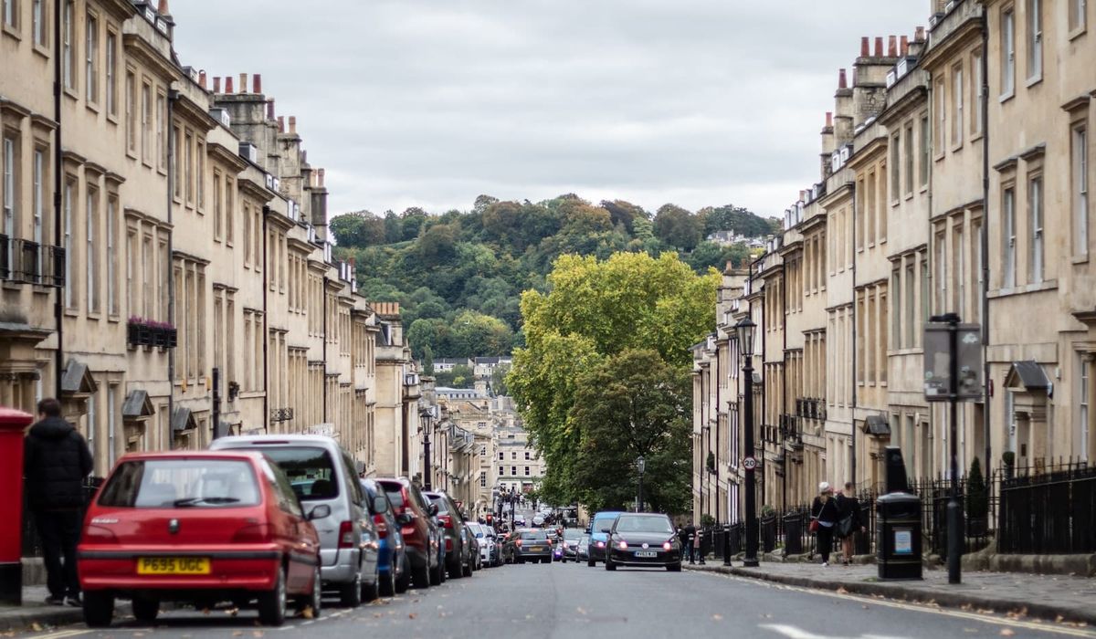 Why Would Anyone Buy A Leasehold Property