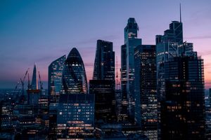 How SEO content writing for finance actually ranks in 2026