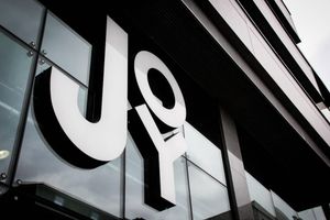 UK Scale-Up Visa vs Skilled Worker Visa 2026: Sponsorship and Flexibility