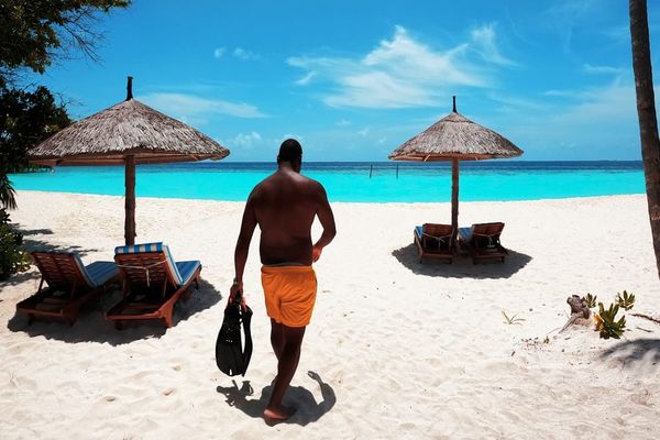 Best Travel Credit Cards UK 2026 - No Foreign Transaction Fees