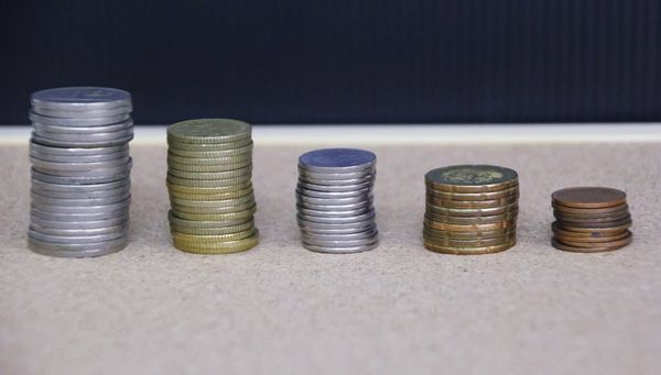 Annuity vs Drawdown: Which Is Better for Your Pension? 2026