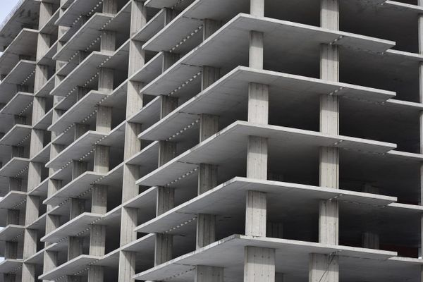 Self-Build Mortgage UK 2026: How They Work, Rates & Best Lenders