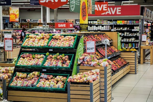 Shop Insurance UK 2026: What Retailers Need & How Much It Costs