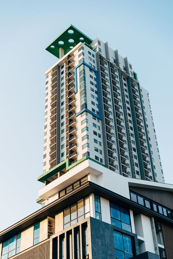 Buy to Let UK 2026: Is It Still Worth It? Costs, Tax & Returns