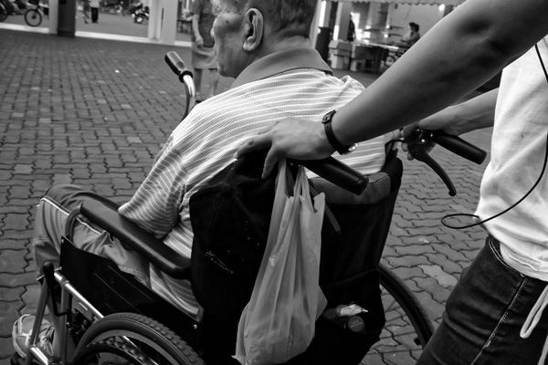 Carer's Allowance UK 2026: Rate, Eligibility & Earnings Limit
