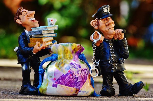 Vinted Tax Guide UK 2026: Do You Owe HMRC? The Complete Answer
