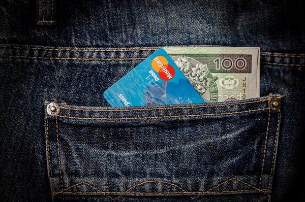 Best Prepaid Cards UK 2026: Travel, Kids, Budgeting & Business Cards Compared