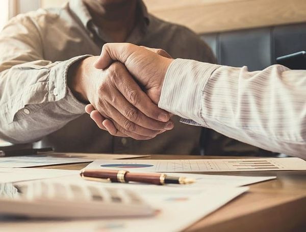 Commercial Insurance Broker UK 2026 — Why Your Business Needs One