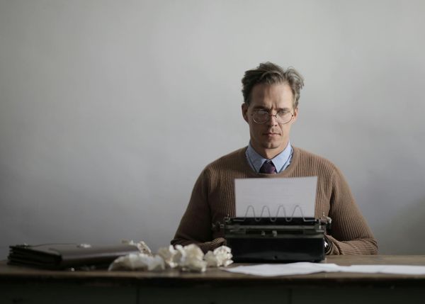 The specialist content writer skill stack: what generalists do not have