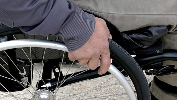 What to Do When Someone Dies UK 2026 — Complete Checklist