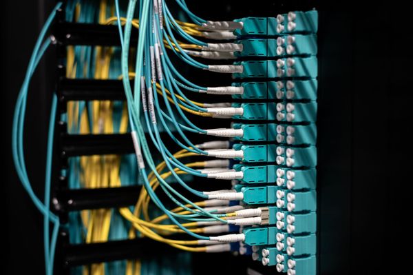 Broadband Contention Ratio Explained: Shared vs Dedicated Bandwidth