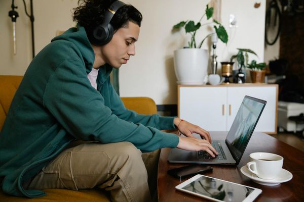 Broadband for Working From Home: What Speed and Setup You Need