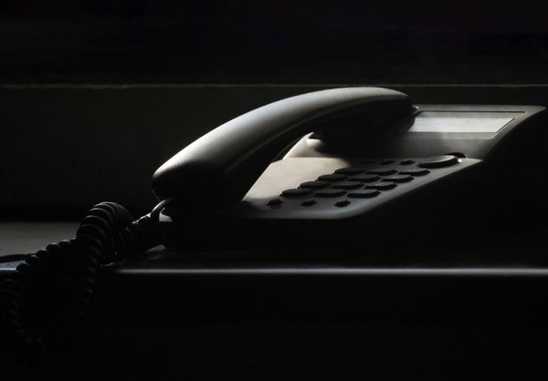 DECT Phones and VoIP: Will Your Cordless Phone Work After PSTN Switch-Off?