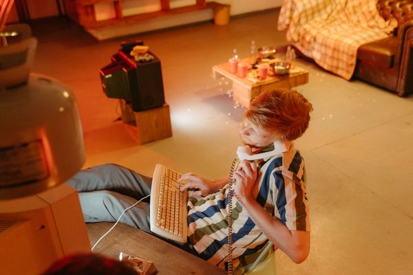 Textphone and Minicom for Deaf Users: How They Work