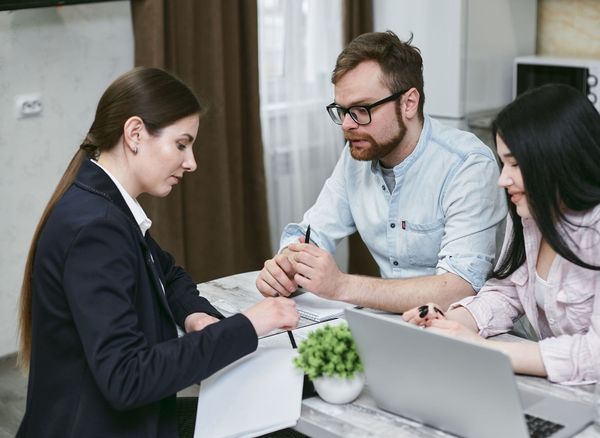 What Is Professional Indemnity Insurance in the UK?