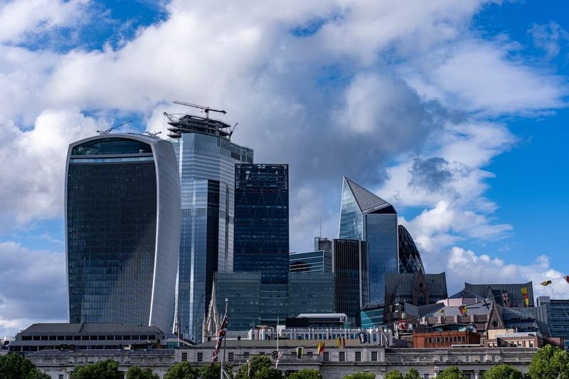 UK Economy Grew 0.5% in February 2026 — Fastest Pace Since January 2024