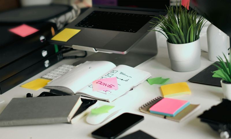 comparison checklist desk