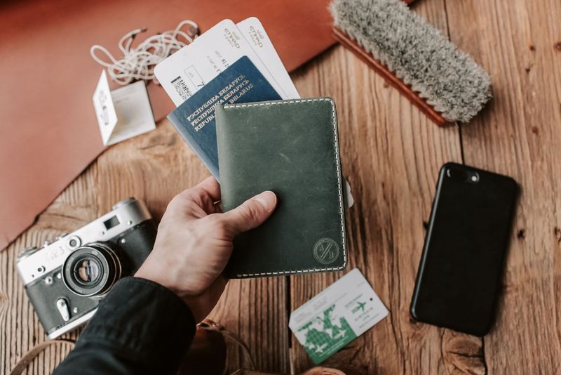 Holiday Extras vs Leisure Guard Travel Insurance: Best UK Comparison 2026 post image