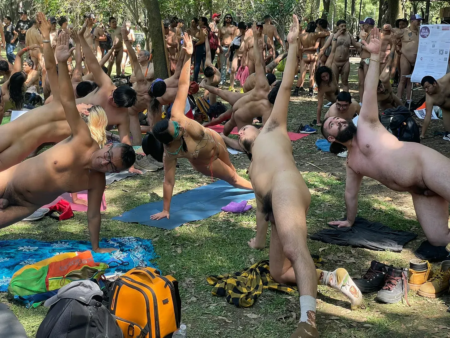Mexico's Naturist Community Makes a Bold Statement During Día al Desnudo