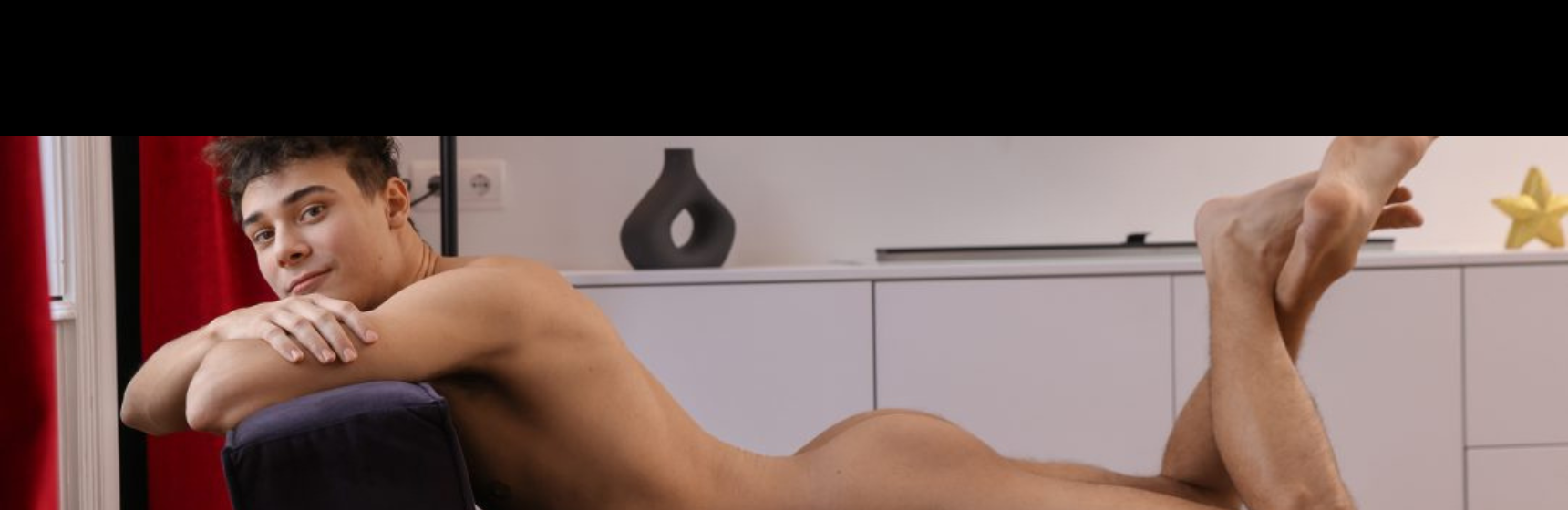 GoNaked Newsletter
