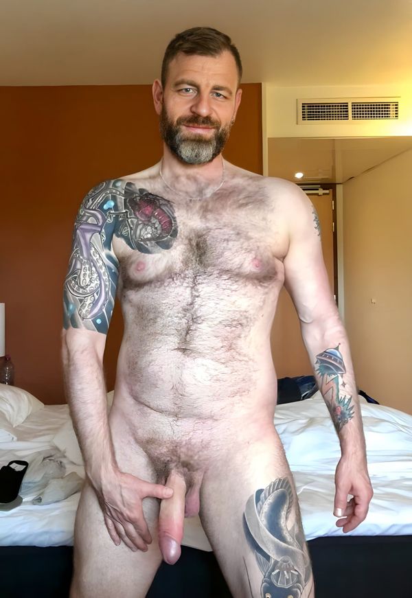 Play today's Wordle - November 25, 2025