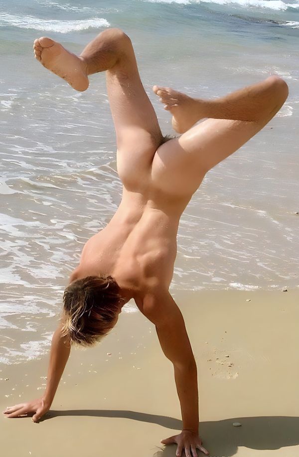 Check out today's Gallery of Men