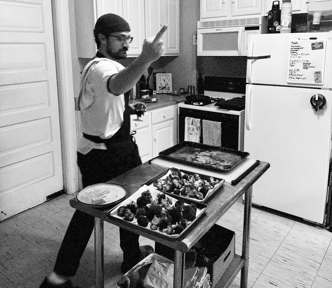How To Look Like You Know What You're Doing In The Kitchen