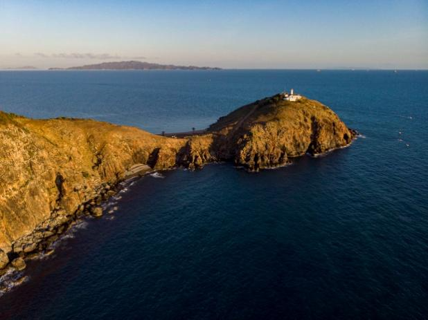 Cape Cleveland 2020-0449.jpg