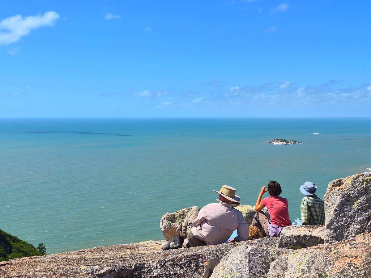 Easter Long Weekend to Paradise Beach and Castle Rock - Trip Report