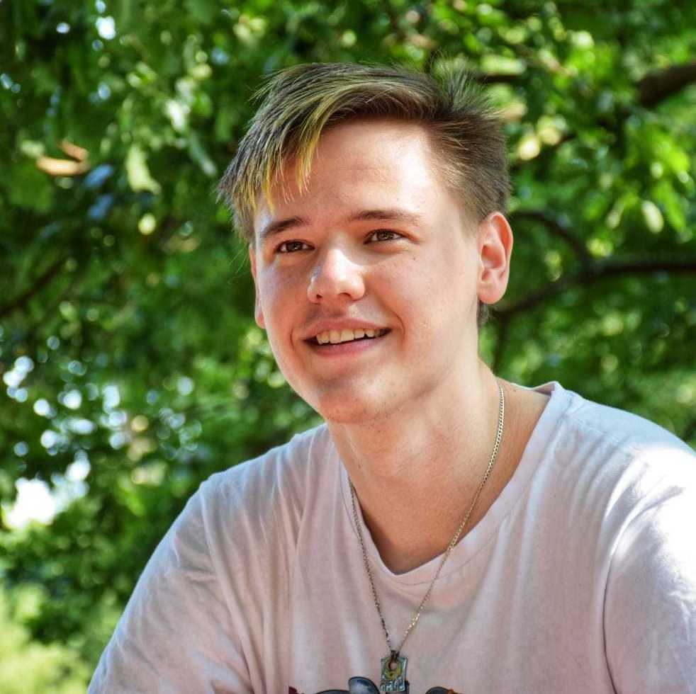 Konrad Data Engineering Manager at Urban Jungle Insurance