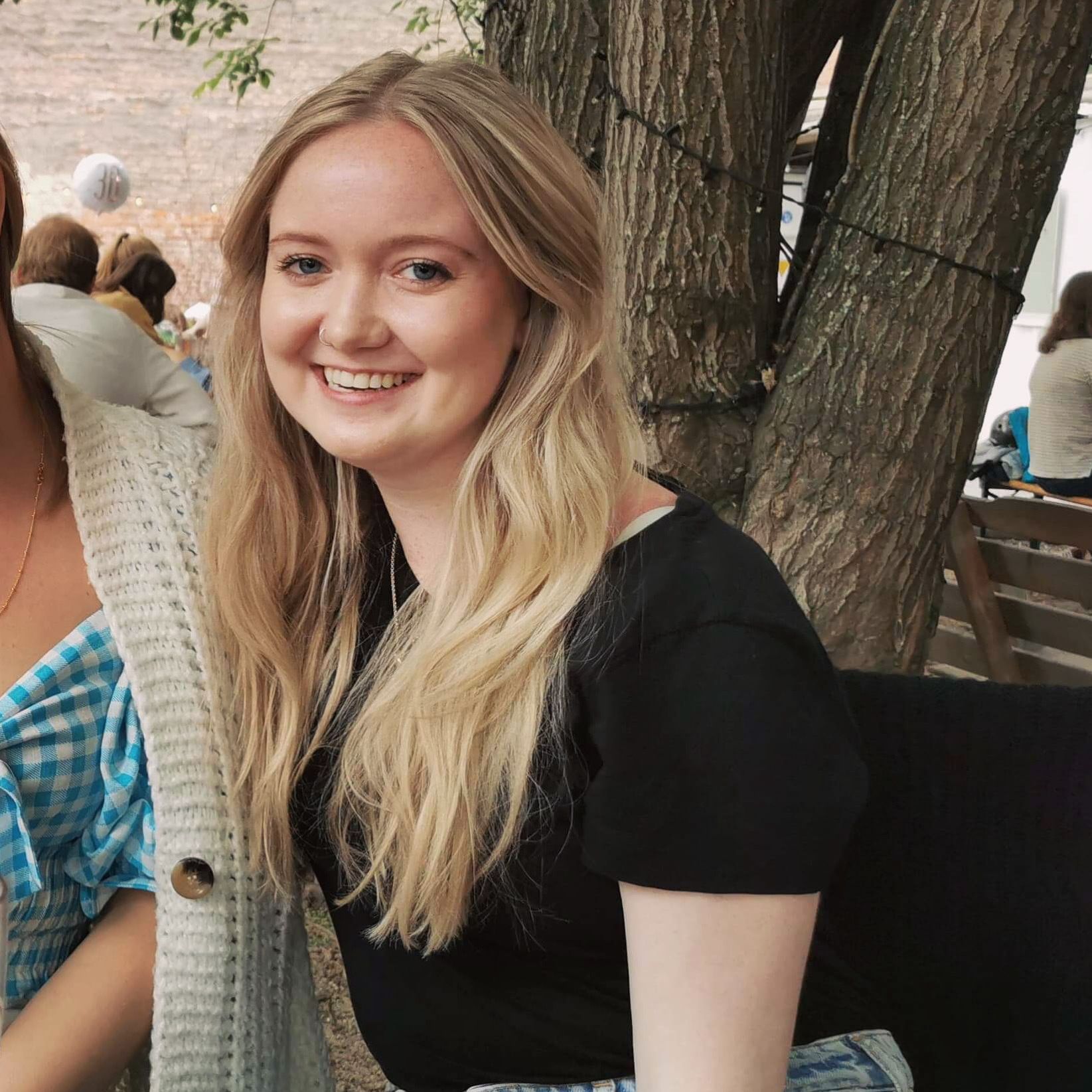 Thea Senior Operations Associate at Urban Jungle Insurance