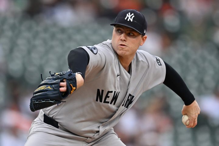 Yankees starting pitcher Ryan Weathers (40) throws a pitch against the Detroit Tigers in the first inning at Comerica Park.