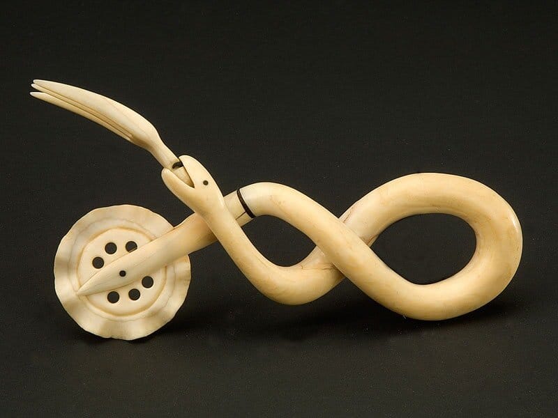 Scrimshaw Ivory Jagging Wheel (it’s a pie cutter!), 1800s, National Museum of American History﻿
