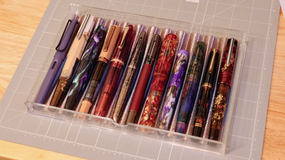 So Glittery! 3D-Printed Pen Trays
