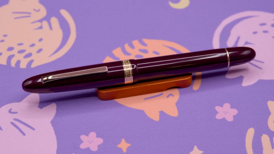 New to Me Vintage Pen: Omas 557-S Extra Ogiva