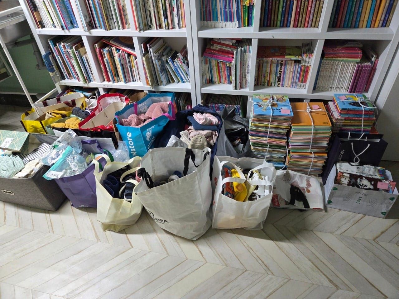 공동육아 어린이집의 특별한 나눔 문화, 형 옷을 물려 입는 날