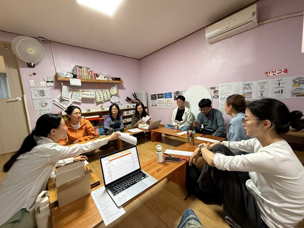 아마로 함께 크는 아이, 성미산 공동육아의 현실