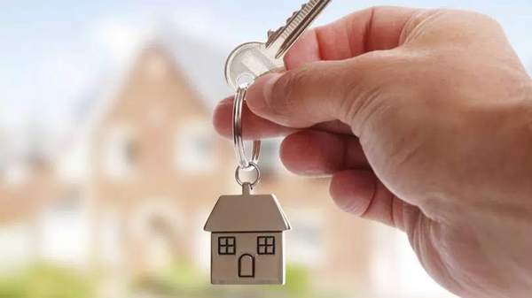 The Best Rental Property Listings Are Like Tinder Profiles