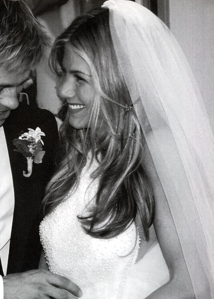 jennifer aniston wedding dress when she married brad pitt Jennifer Aniston's wedding hair|Lainey Gossip Entertainment Update