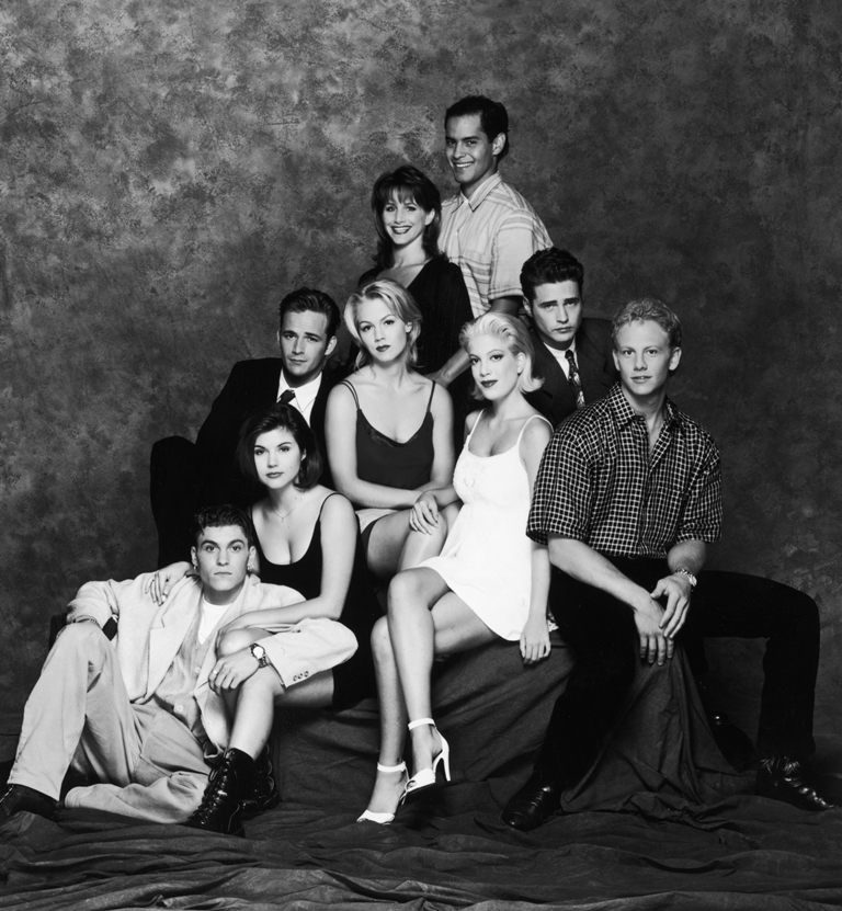 Tori Spelling knows how to sell idea of 90210 reboot in EW interview with Jennie Garth