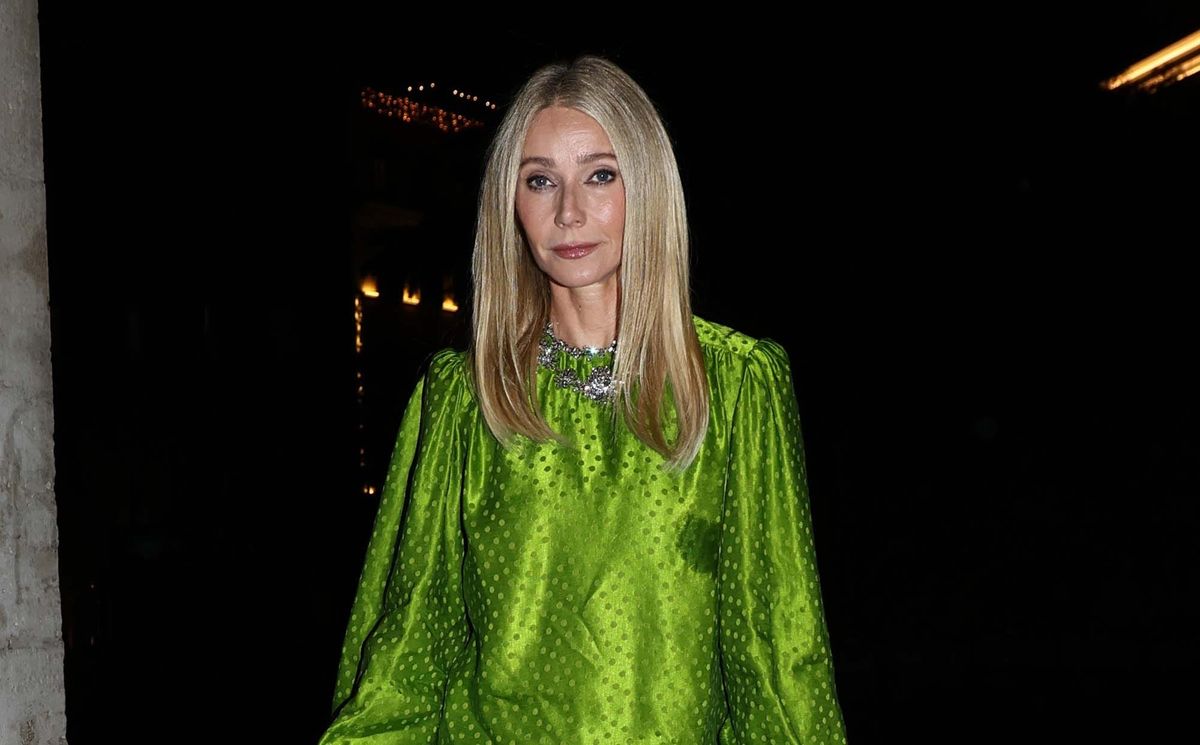 Gwyneth Paltrow wore questionable white tights to the Valentino show in Rome Gwyneth Paltrow wore questionable white tights to the Valentino show in Rome