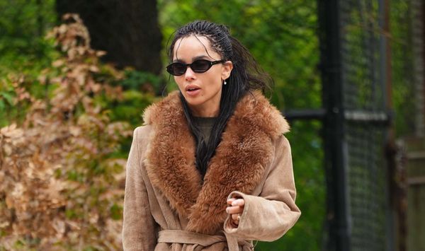 Zoë keeps wearing it