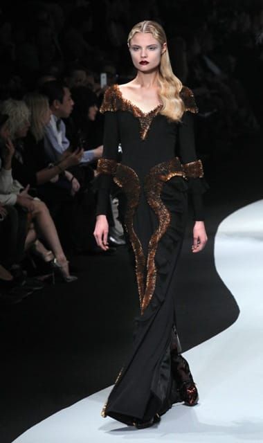 Paris Fashion Week: Viktor & Rolf RTW Fall 2012
