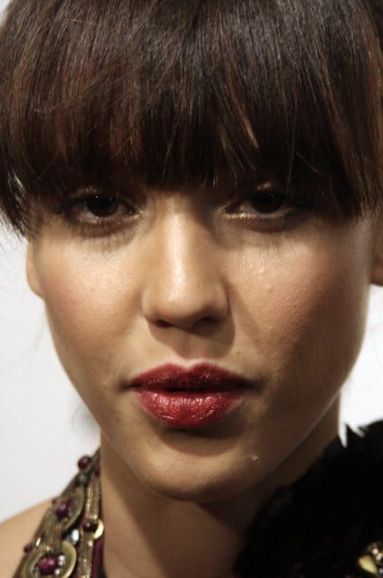 Those bangs…