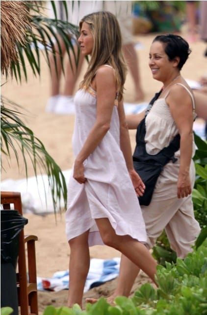Jennifer Aniston gets digitally retouched?