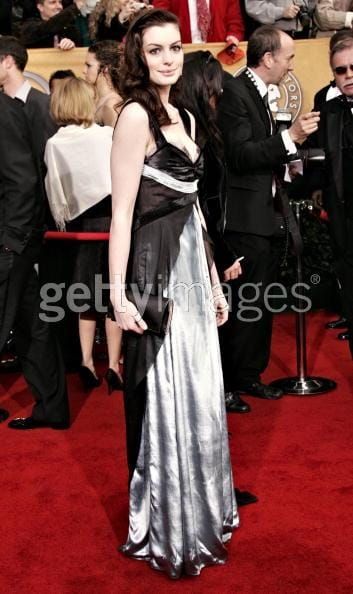 Worst Dressed: Anne Hathaway