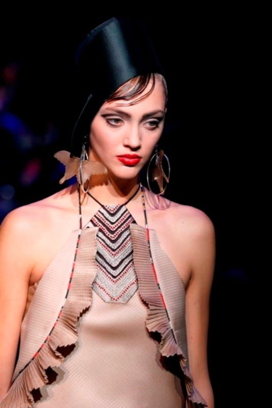 Paris Haute Couture Week: Armani Prive SS2013