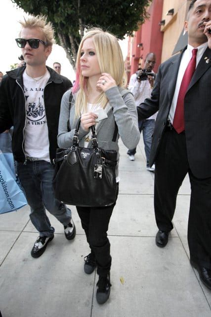 Paparazzi > Punk Ass Poseur