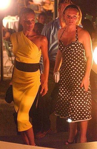 The Beckhams by night