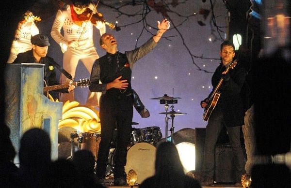 Coldplay & Elvis & Gwyneth fangirl